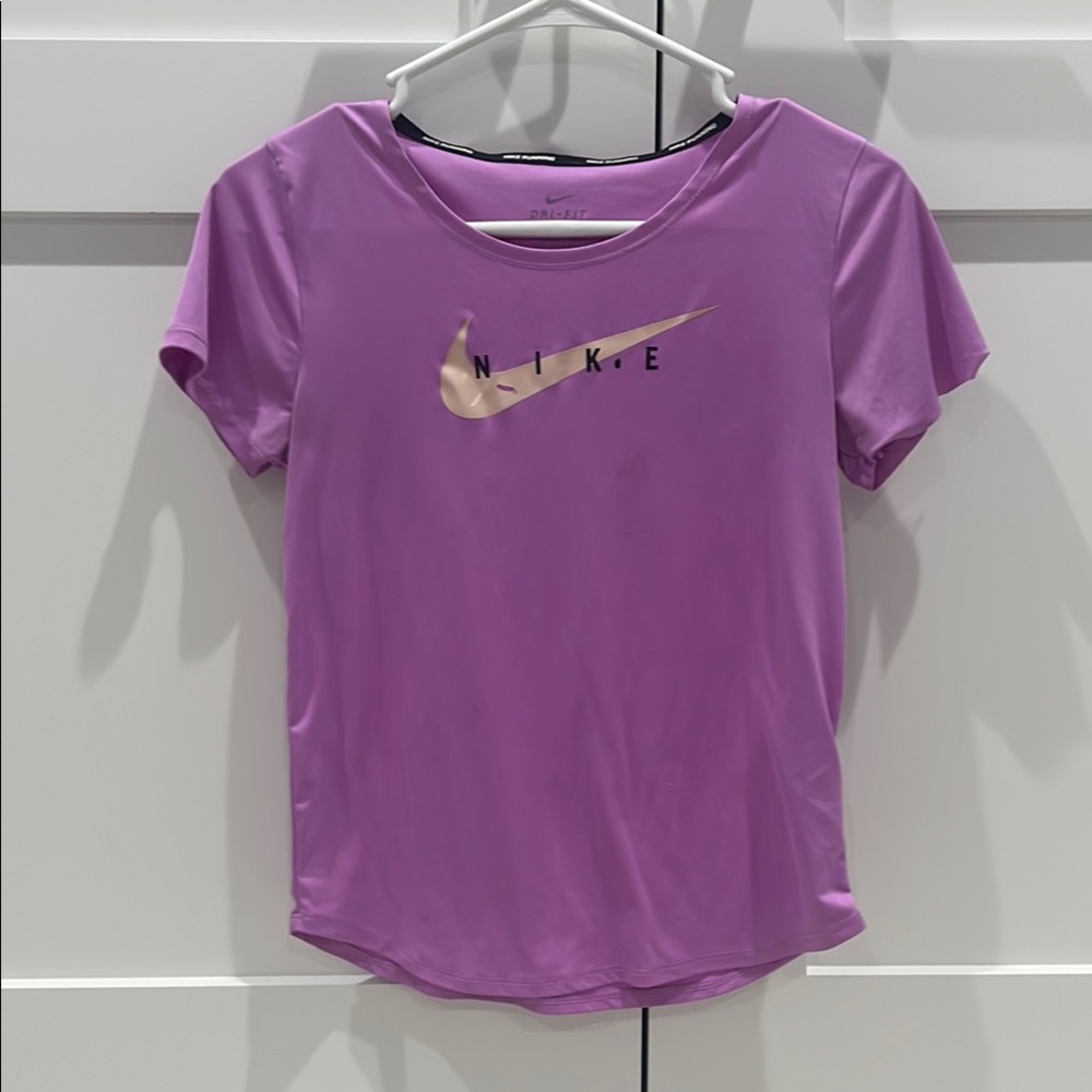 Nike Women's Lavender Short Sleeve Tee